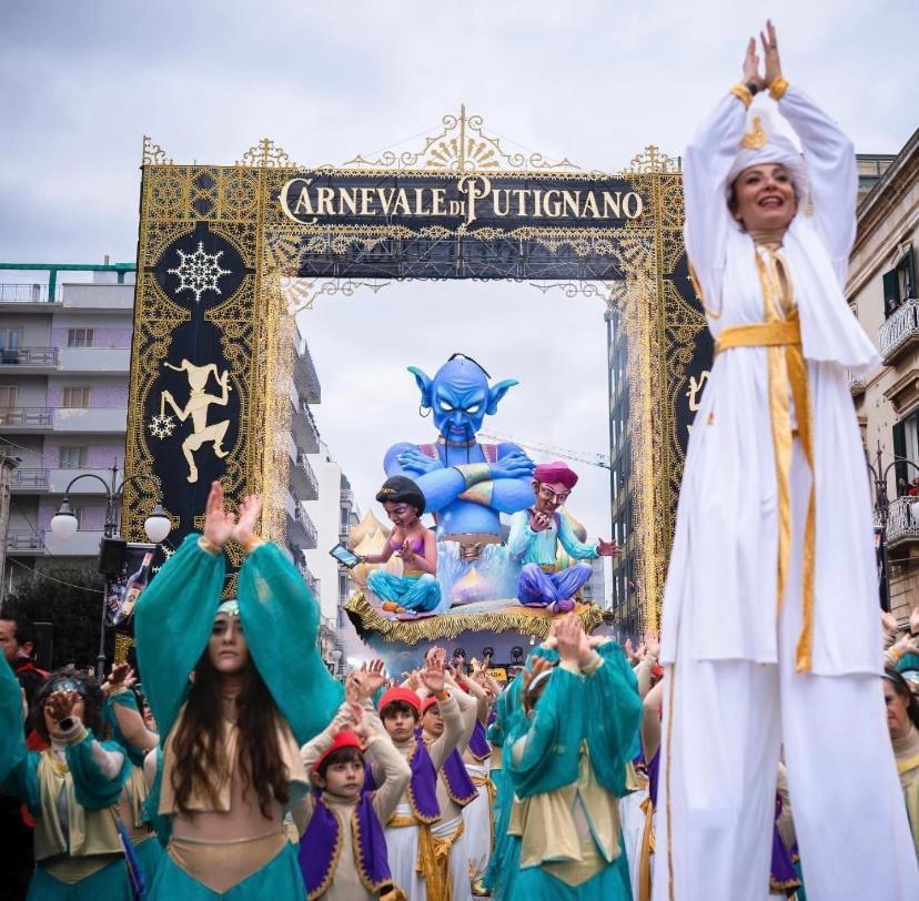 L'Angolo Di Gaudi, Alcoba Blanca Putignano Bagian luar foto
